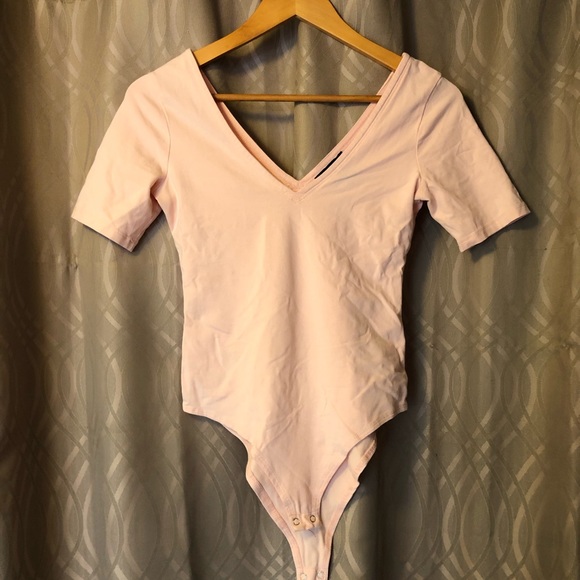Forever 21 Tops - 🦄 Pale pink top